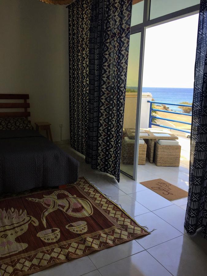 Casa Namaste Bed & Breakfast/Appartement Praia Ngoại thất bức ảnh